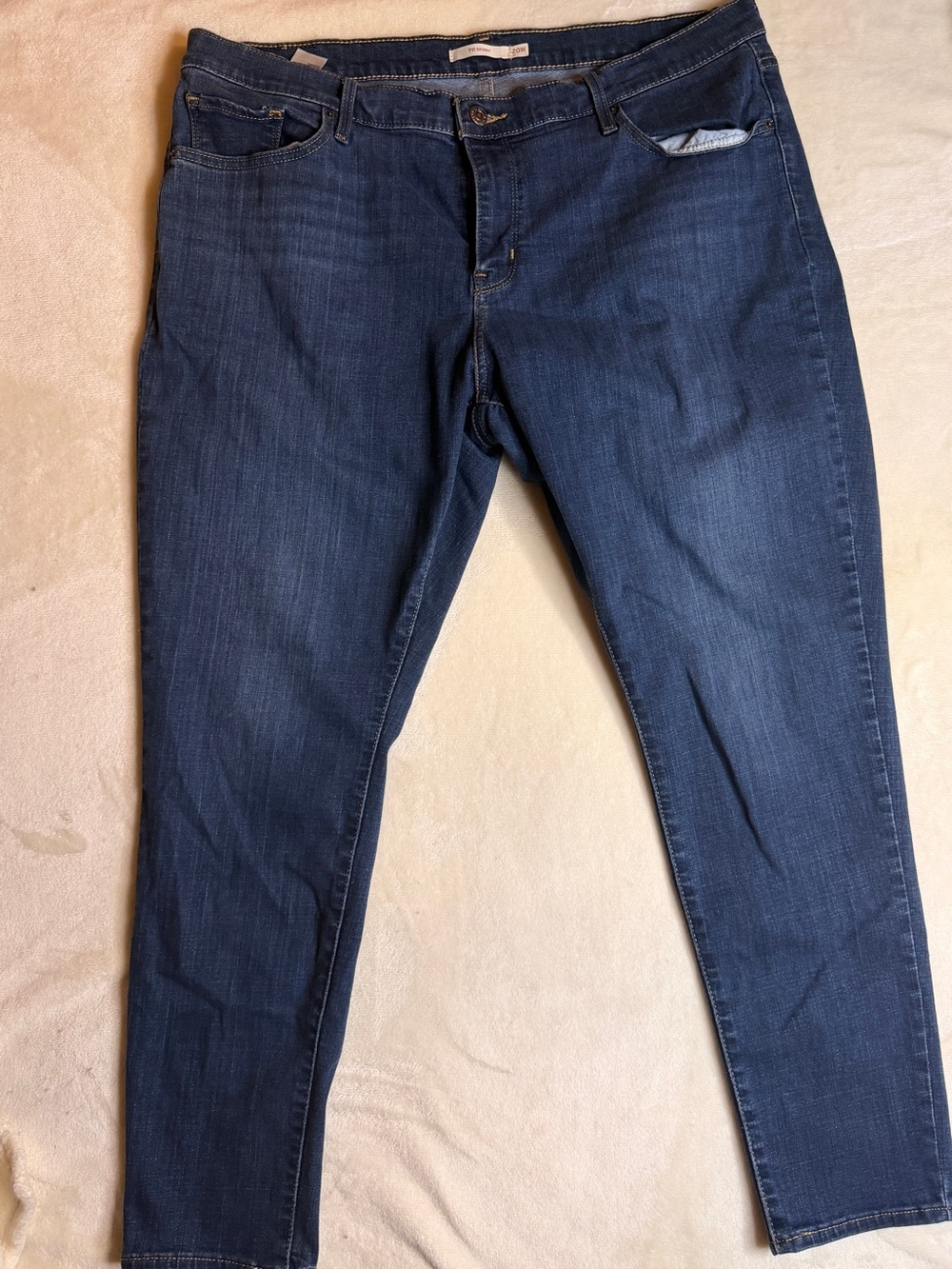 Levi's Dark Indigo Skinny Jeans